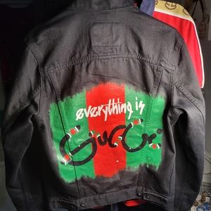Custom Levi denim jacket sz small gucci screen print diamond supply pins